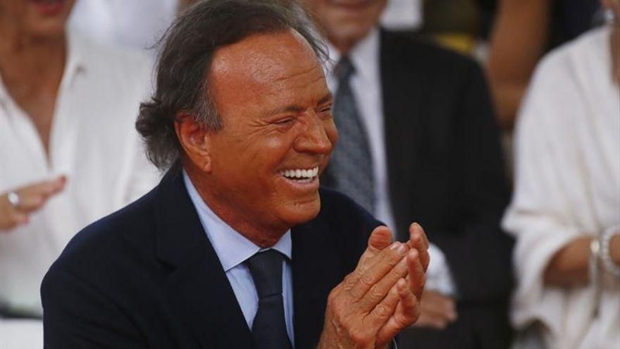 Julio Iglesias tiene una veintena de sociedades offshore en Islas Vírgenes para gestionar su fortuna