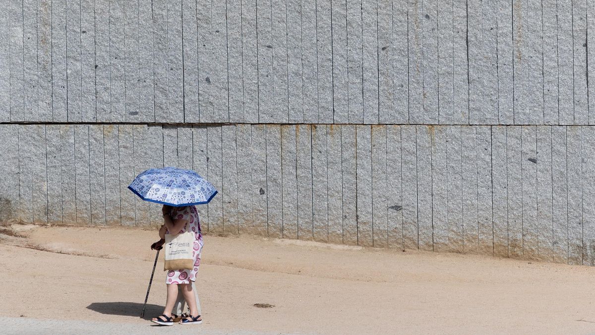 La AEMET activa dos avisos rojos ante el "peligro extraordinario" por calor extremo