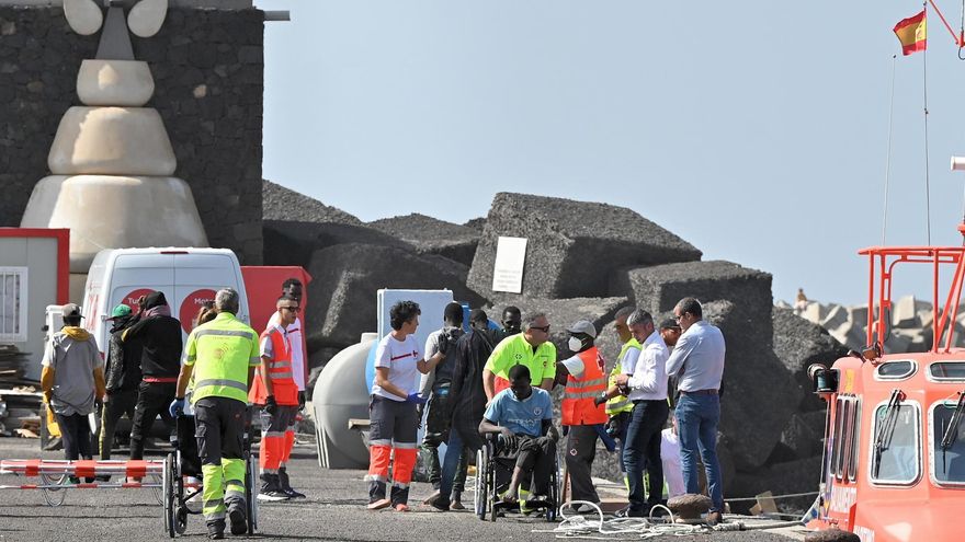 Arriban a Canarias 167 personas migrantes, 18 de ellos menores y tres mujeres
