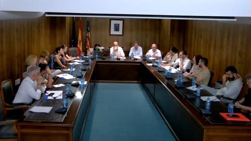 Un tránsfuga de Teulada le cobra kilometraje al ayuntamiento por ir a su oficina... en Moraira