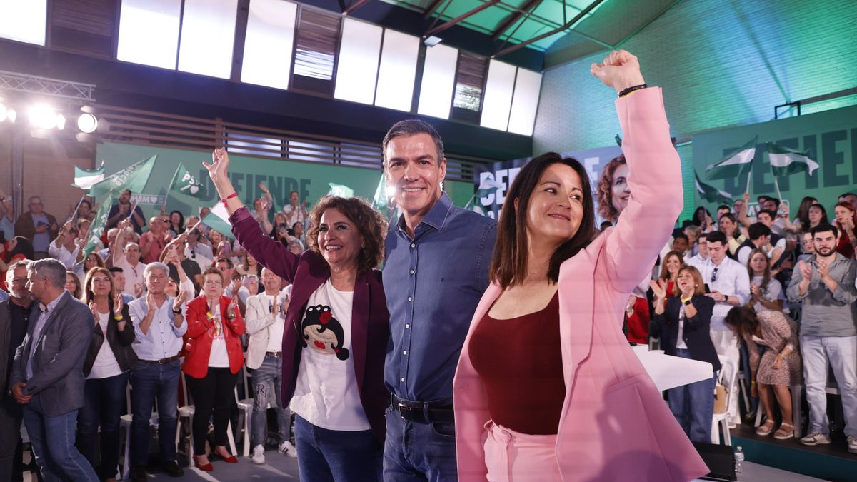 Acto del PSOE con María Jesús Montero y Pedro Sánchez en Córdoba