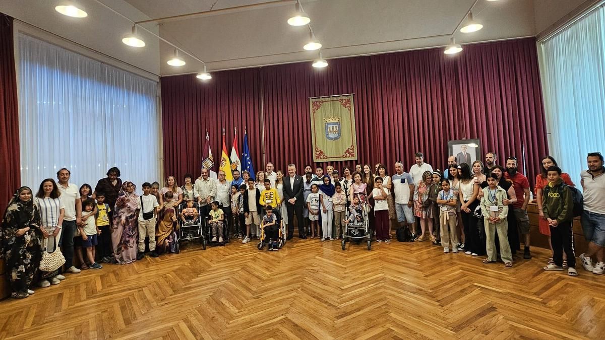 25 menores saharauis comienzan sus vacaciones en paz en Logroño