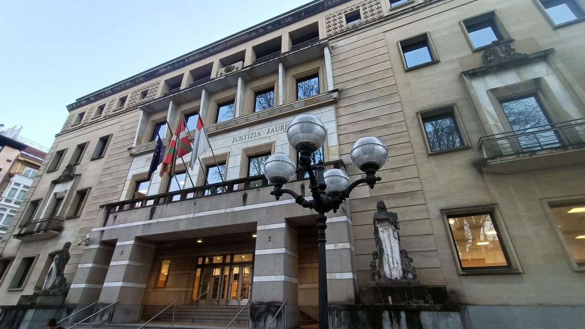 El Superior vasco confirma la condena de seis años de cárcel a un hombre por violar a la empleada que limpiaba su casa