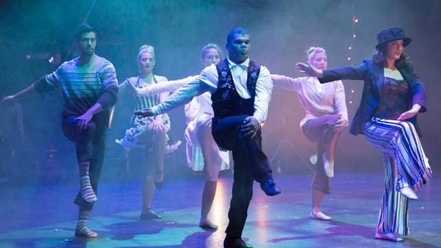 ICAL Representación de 'Orient Express', de Circo Gran Fele