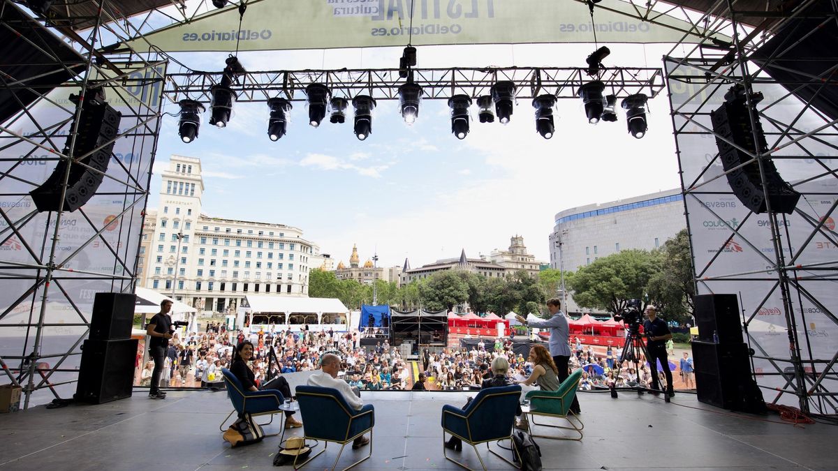 Filósofos, escritores, directora del CCCB y Neus Tomàs hablan sobre 'La verdad en la esfera pública'.