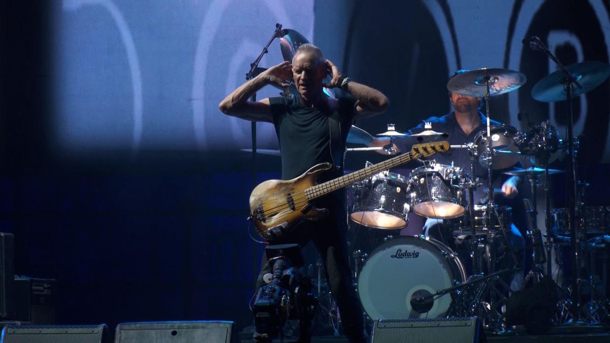 Sting desempolva en la Plaza España los clásicos sonidos de The Police y los recuerdos de toda una generación