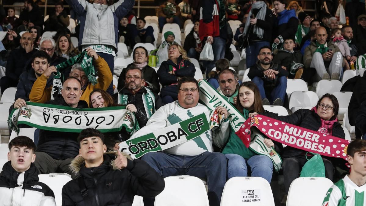 Grada Blanquiverde del Córdoba CF - Real Valladolid CF