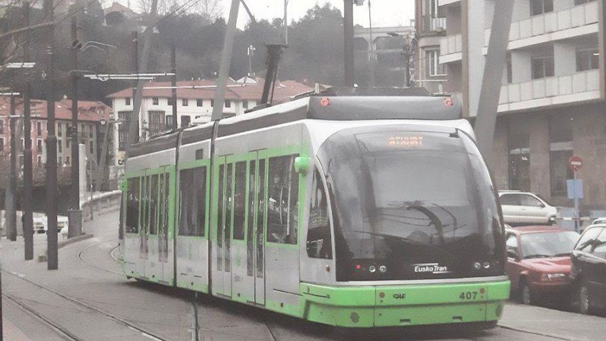 Tranvía en Bilbao en 2002
