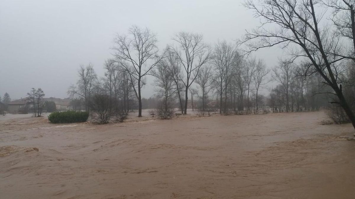 Las inundaciones en Cantabria dejan 156 desalojados, más de 800 incidencias y más de 170 argayos