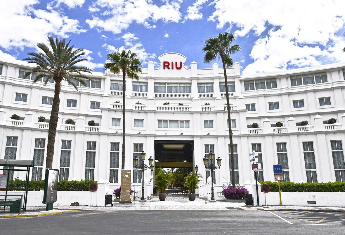 Hotel Riu, en Playa del inglés, cerrado.