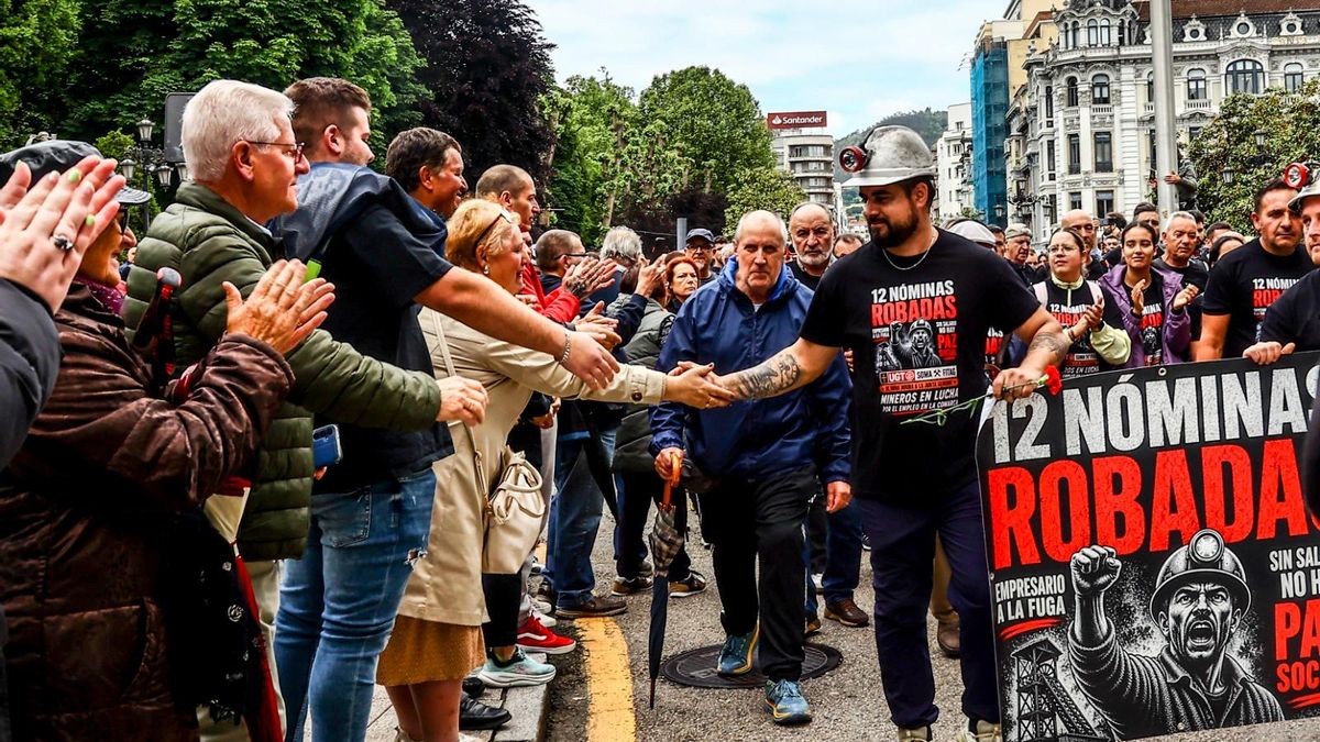 La marcha minera denuncia en Oviedo "la desesperación de vivir sin salarios"