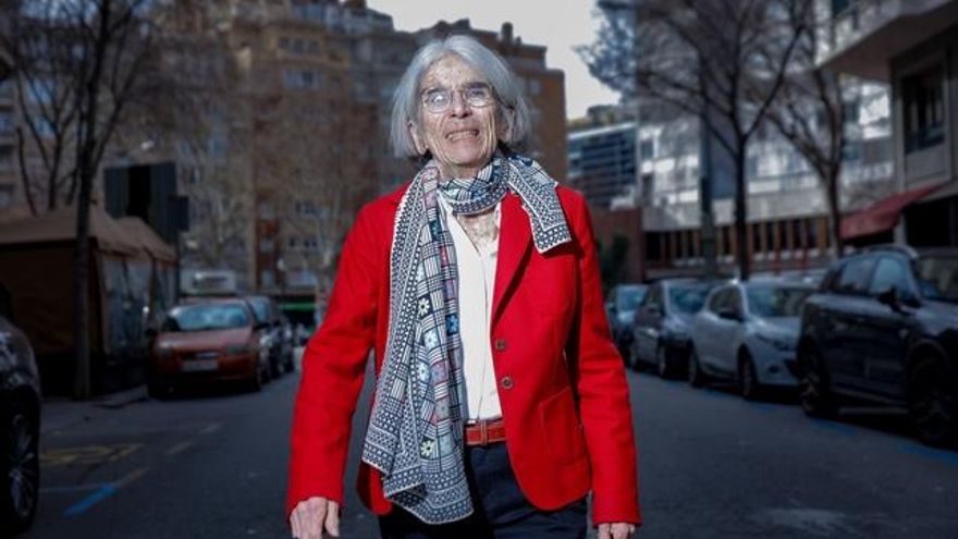Donna Leon, creadora del inspector Brunetti: "Acabar con los Airbnb es la única manera de salvar ciudades como Venecia o Barcelona"