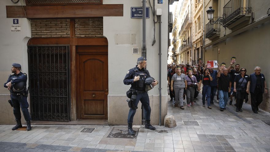 Del Botànic al Ventorro pasando por el Poyo y Cecopi, nuevo breviario político valenciano