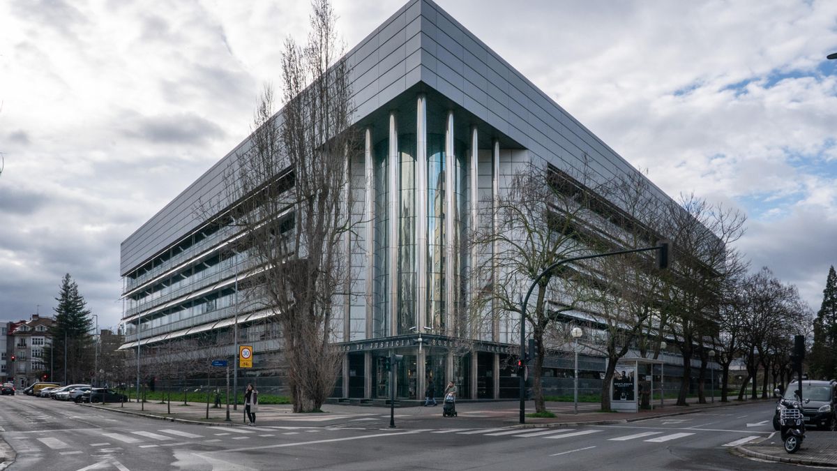 Los dos únicos acusados en el juicio por las presuntas filtraciones en la OPE de Osakidetza rechazan un acuerdo