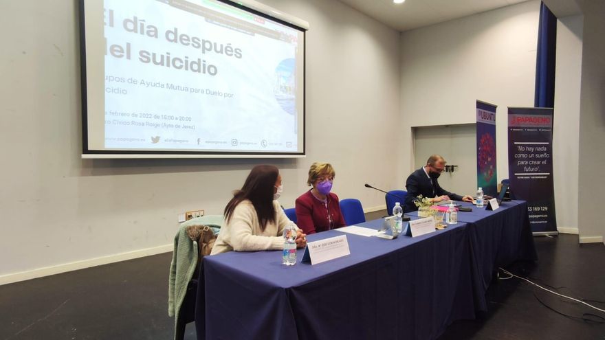 El suicidio deja de ser tabú: grupos de ayuda para personas que han perdido a seres queridos