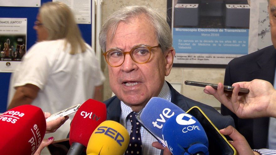 El decano de Medicina de la UVa afirma que no hay docentes de "calidad" para crear más grados en Castilla y León