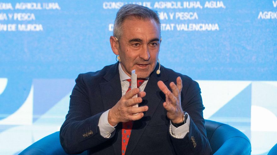 La Conselleria de Agricultura redirige 760.000 euros de gasto en "energía eléctrica" a "publicidad y propaganda"