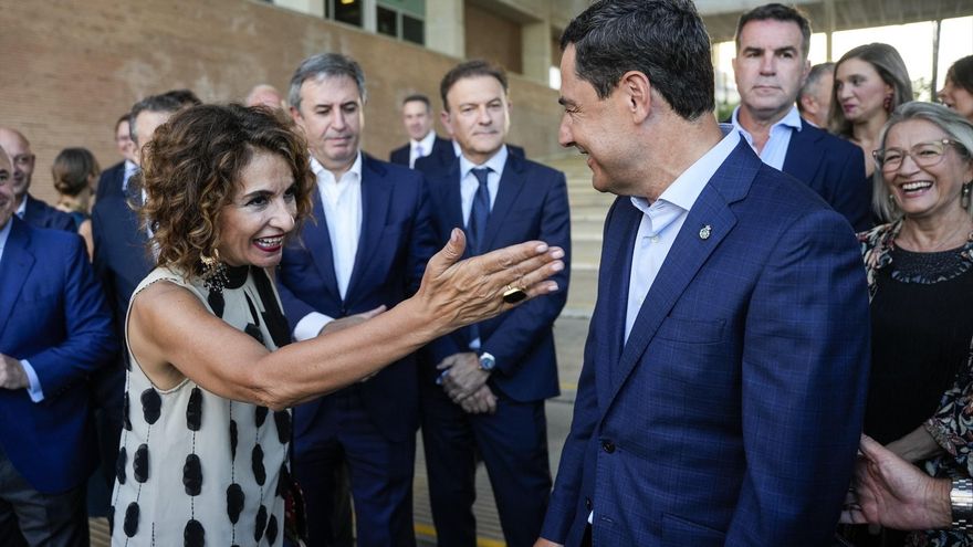 Moreno se queda al borde de perder la mayoría absoluta en un CIS andaluz hecho antes de la crisis de los cribados