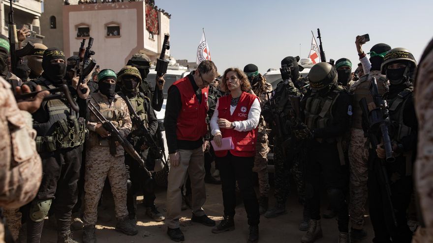 Hamás confirma que liberará a los rehenes para salvar el alto el fuego ante las amenazas de Israel y Trump