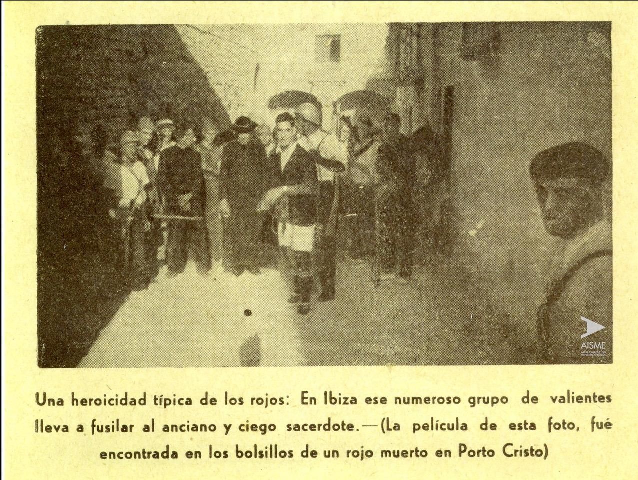 Antoni Roig Guasch es conducido por las calles de Dalt Vila, poco antes de que lo mataran por negarse a blasfemar.