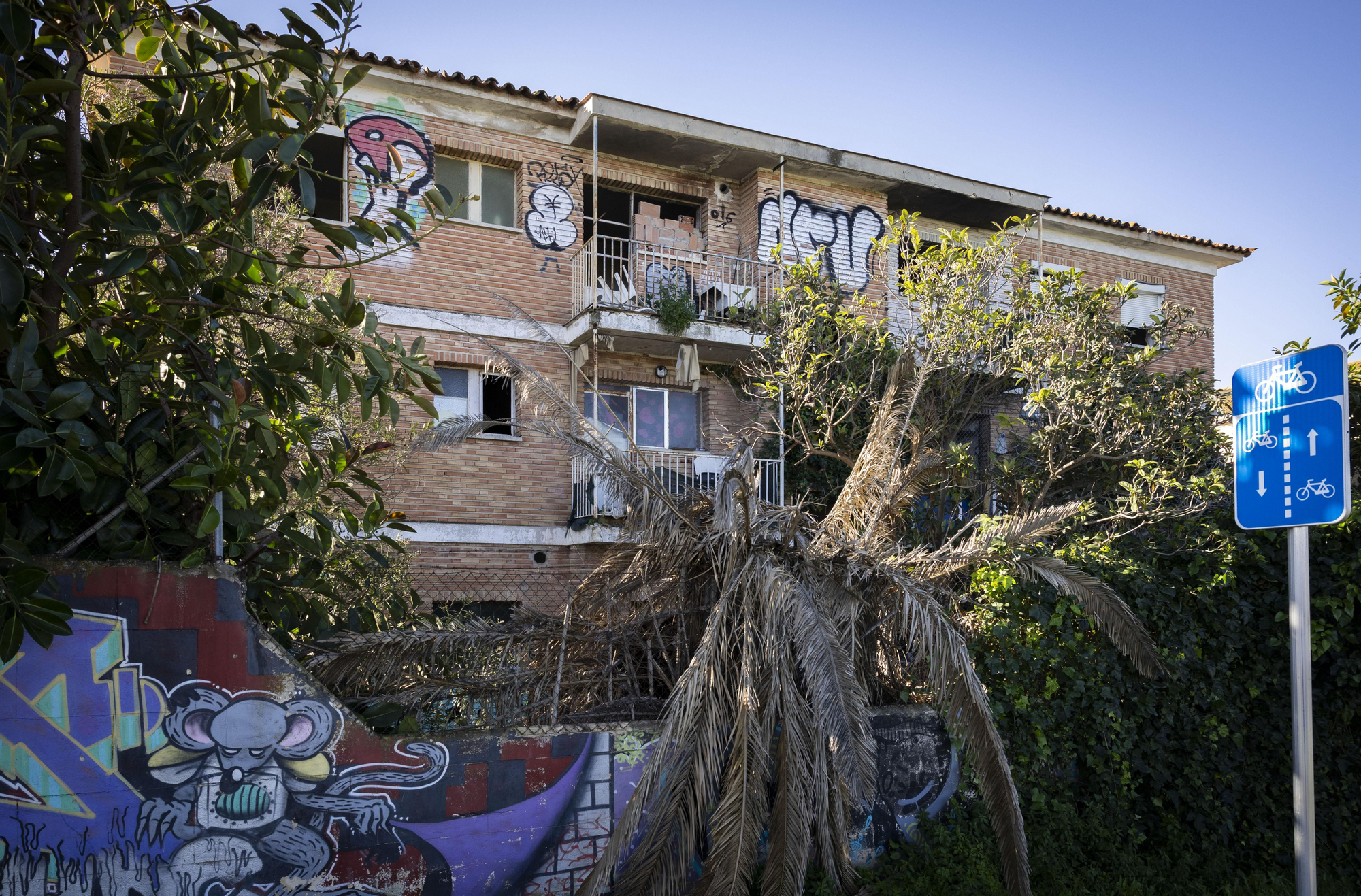 Una de las fachadas de la antigua prisión