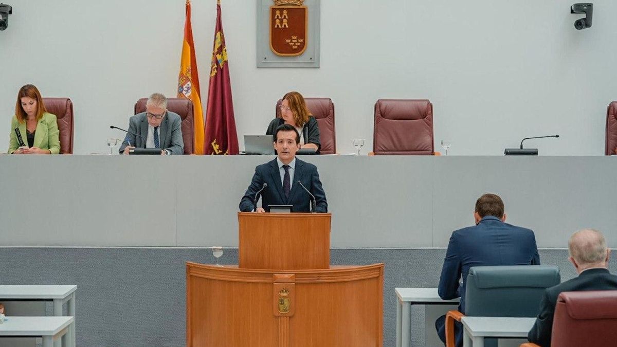 Comparecencia de Pancorbo en la Asamblea Regional en su etapa como consejero de Fomento