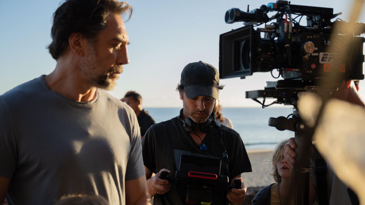 Javier Bardem y Sorogoyen en el rodaje de 'El ser querido'