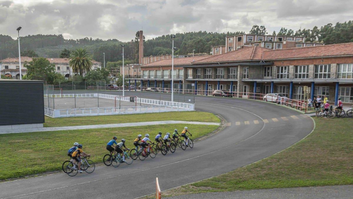 Torrelavega y Santander guardan silencio sobre los espacios públicos en honor al exciclista Óscar Freire tras ser su condena por vejaciones a su exmujer