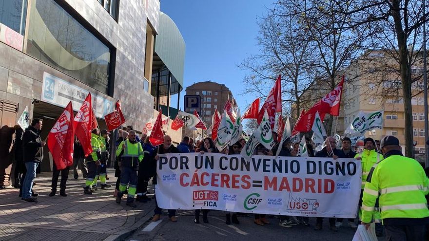 Trabajadores de Canal de Isabel II suspenden sus protestas para reabrir el diálogo con la empresa