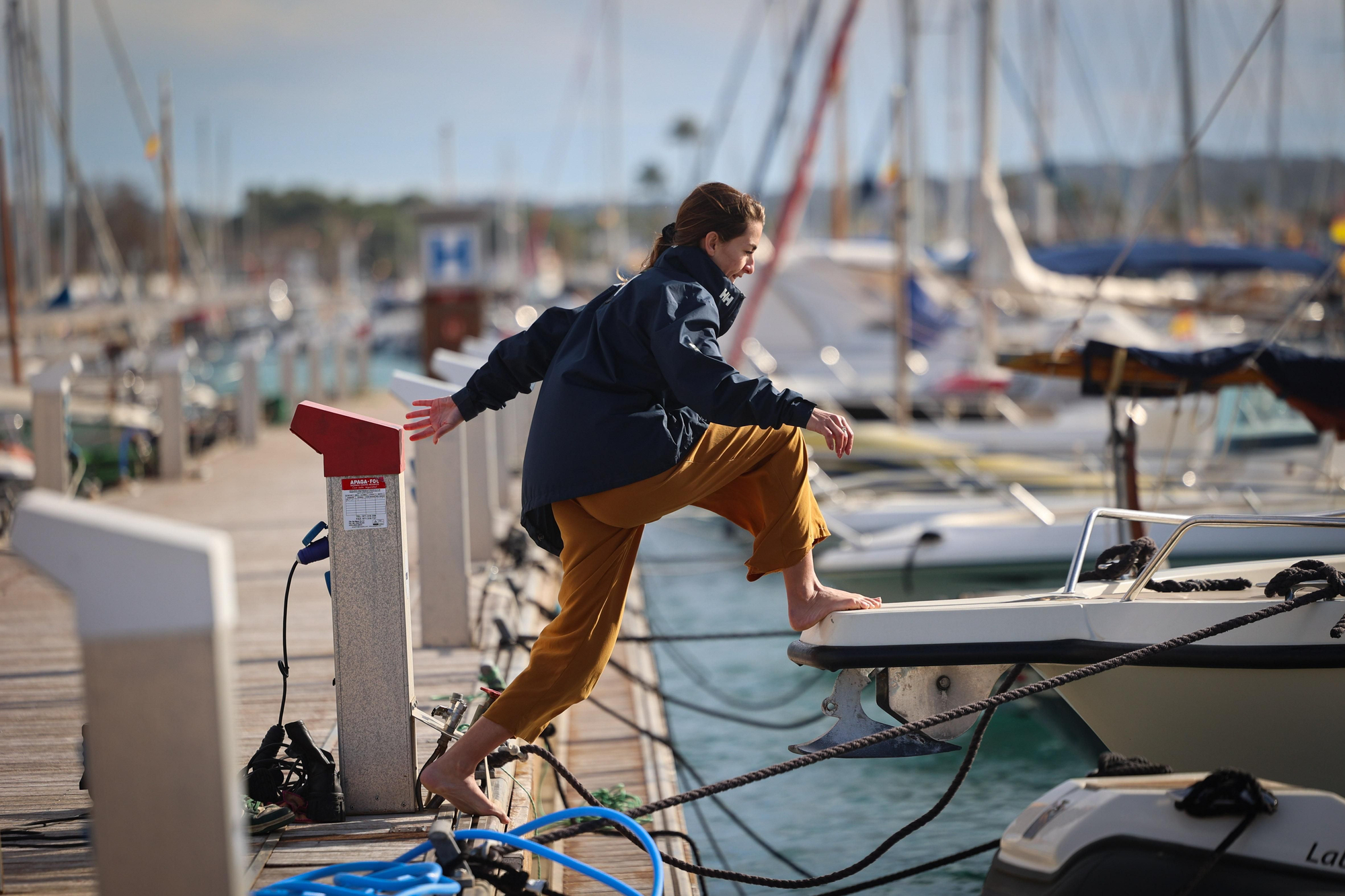 Eva Prats, embarcando