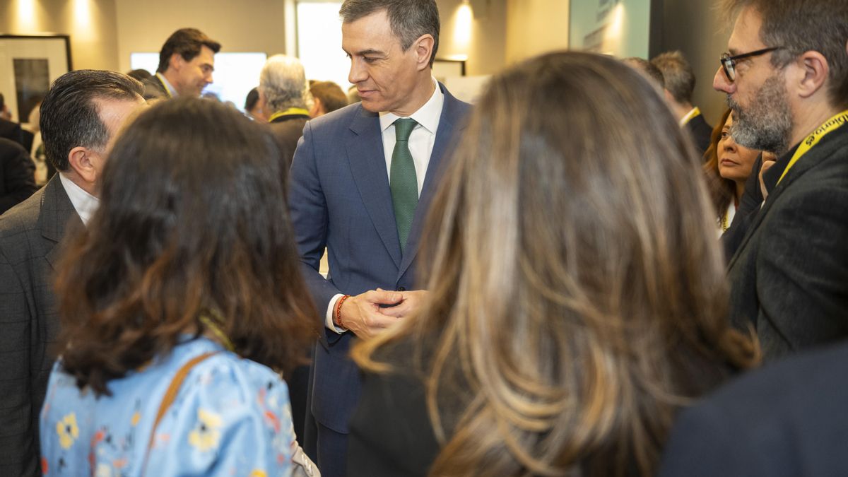 Minutos antes de la intervención de Pedro Sánchez, presidente del Gobierno de España