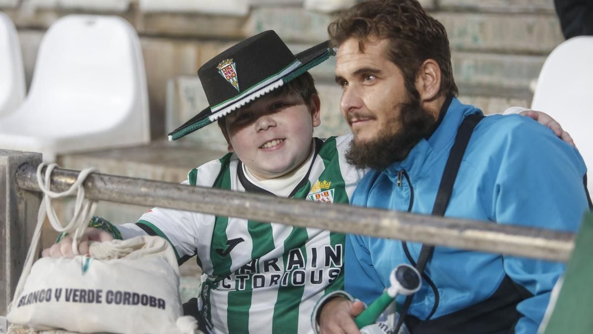 Grada Blanquiverde del Córdoba CF - RC Deportivo