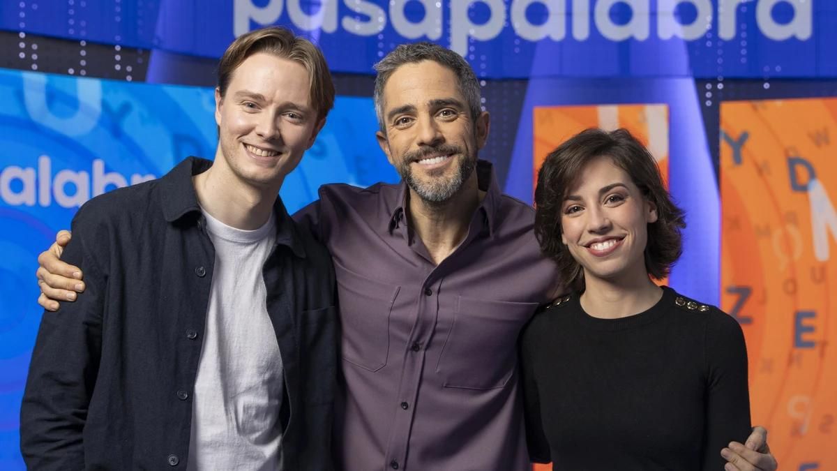 Manu Pascual, Roberto Leal y Rosa Rodríguez, en 'Pasapalabra'