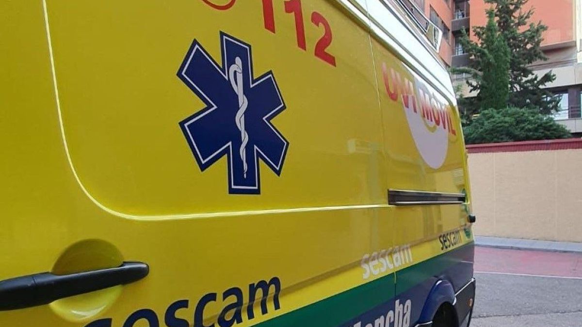 Herido grave un trabajador tras ser atropellado por un toro mecánico en Chinchilla de Montearagón