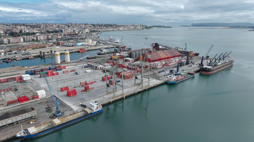 Terminal de contenedores del Puerto de Santander