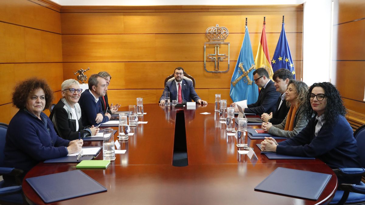 Un momento de la reunión del Consejo de Gobierno en Oviedo.
