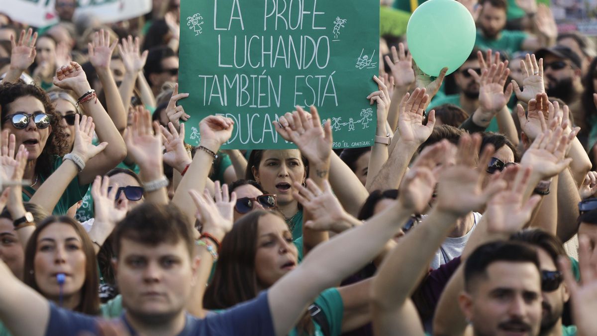 Concentración convocada por el comité de huelga.