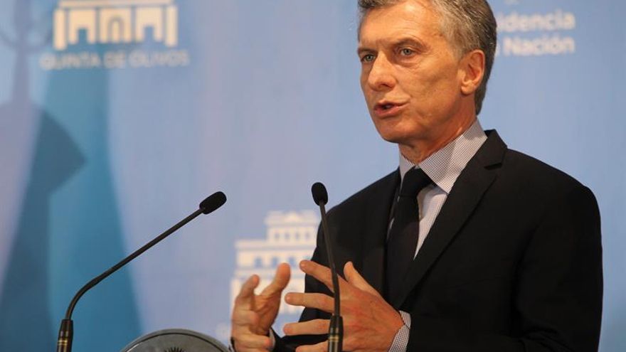 Macri dice que Cristina Fernández quiere "inventarse una realidad propia"