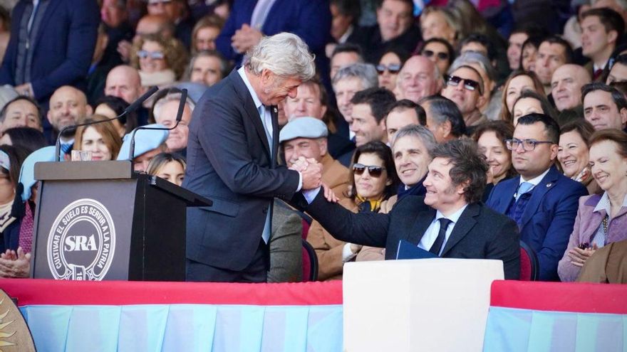 El campo, motor exportador en una hora crítica, ruega a Milei que le corresponda su amor