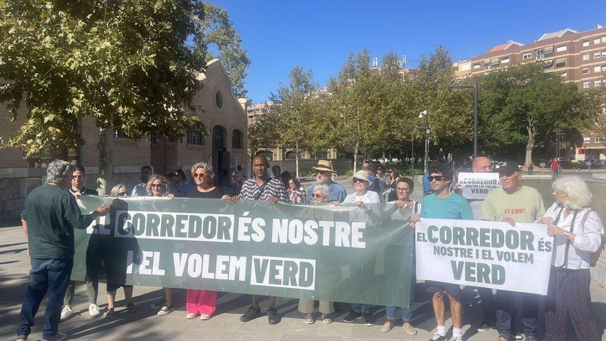 Del cauce del Túria pasando por El Cabanyal: más de 26.000 firmas para la nueva batalla vecinal por el corredor verde del sur de València