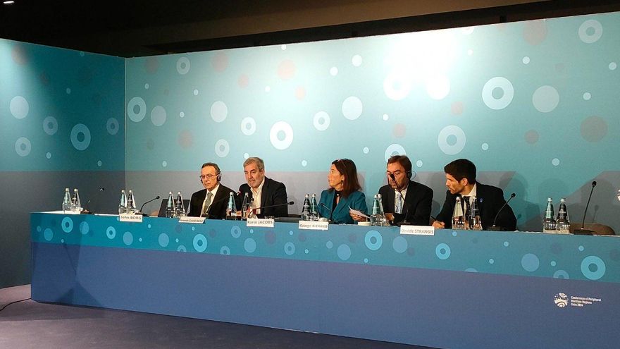 Clavijo pide más fondos a la UE con argumentos del 20A que ignora en Canarias