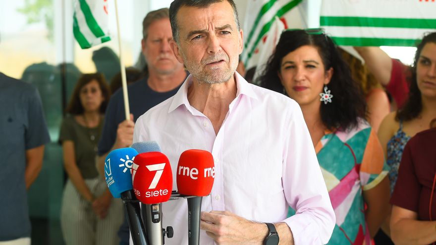 EuropaPress 6807903 coordinador federal izquierda unida antonio maillo atiende medios