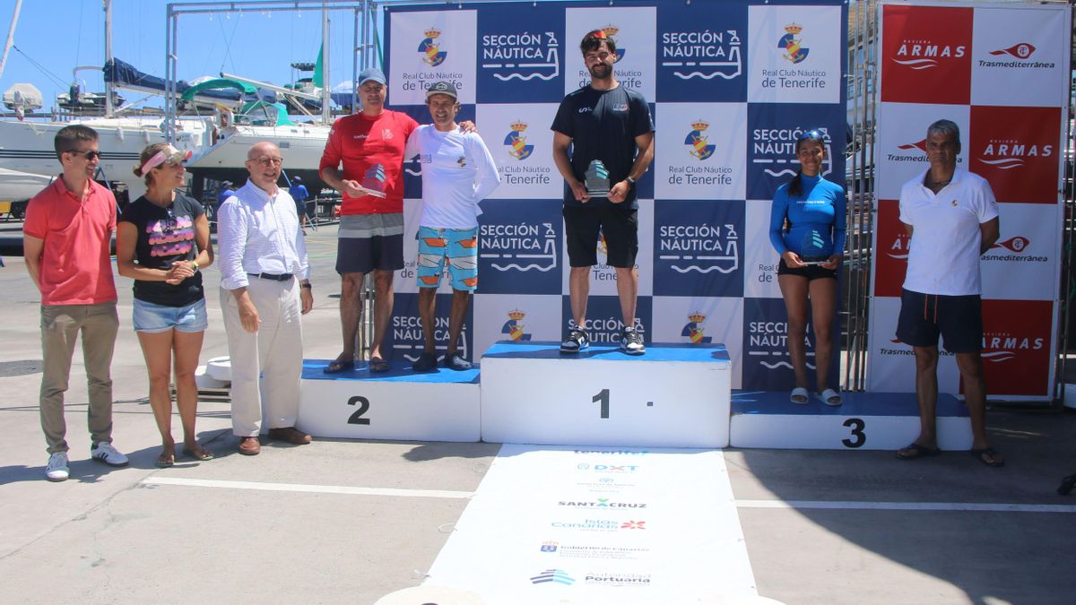 Podio de la competición celebrada en Santa Cruz.