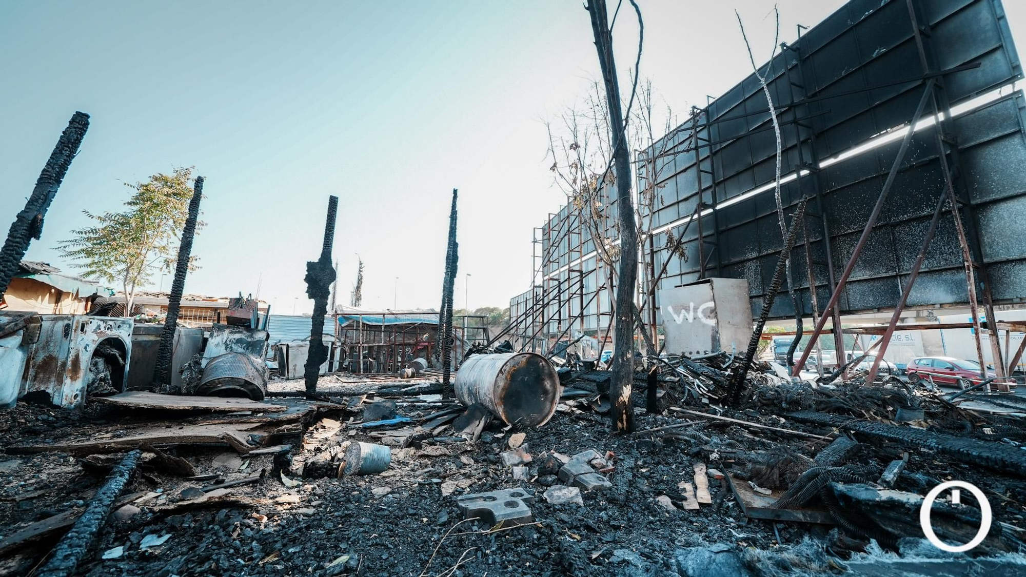 Asentamiento afectado tras el incendio que arrasó varias chabolas