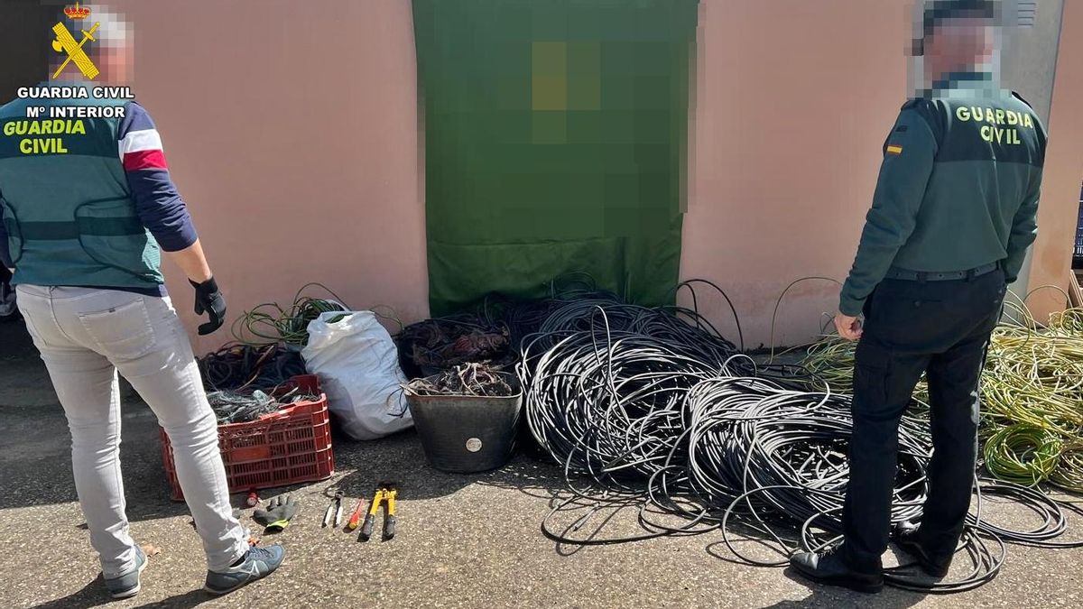 Rollos de cable intervenido a los ladrones que han actuado en 31 localidades de Extremadura