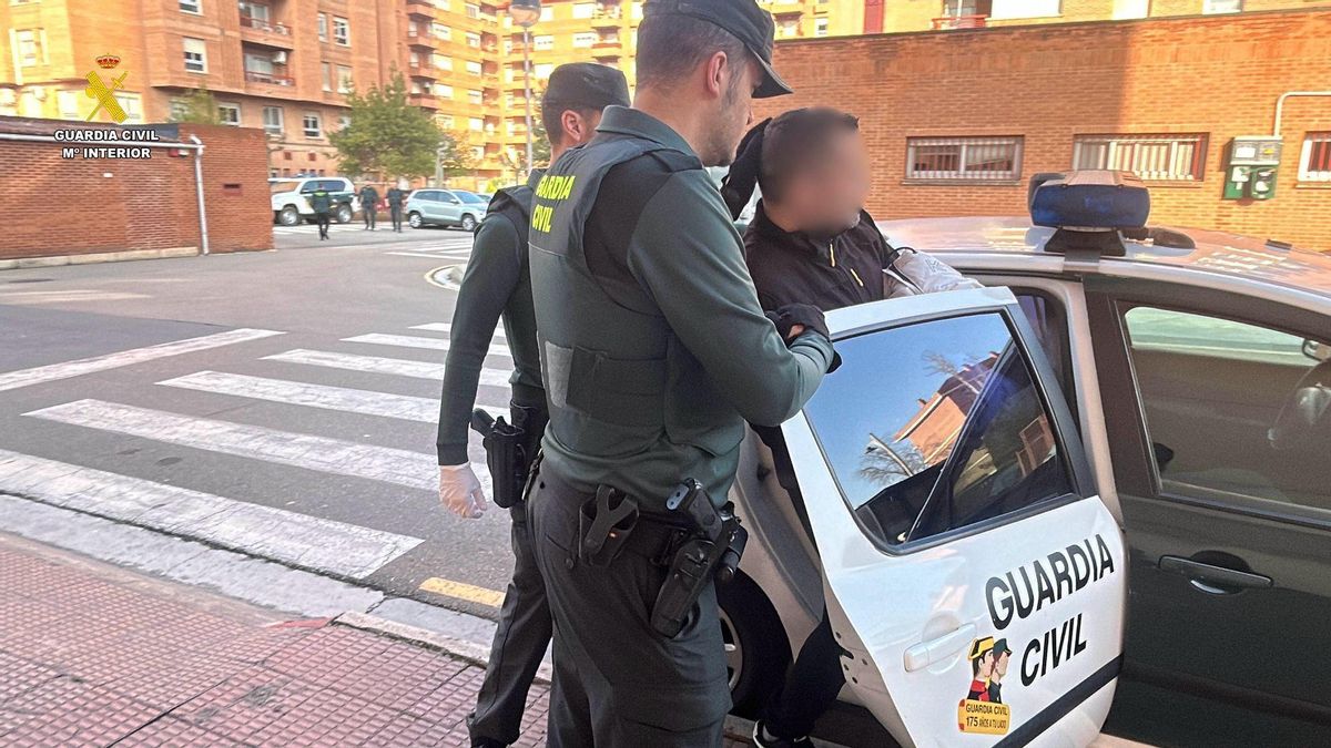 Detenido por violencia de género en La Rioja después de que la víctima se precipitara por la ventana