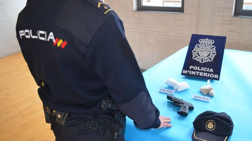 Droga intervenida por la Policía Nacional en Ponferrada tras la detención de un hombre de 48 años.