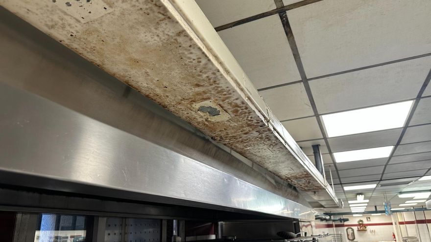 NC-BC denuncia la situación "crítica" e insalubre del servicio de cocina del Hospital de La Candelaria: "Es un riesgo para la salud"