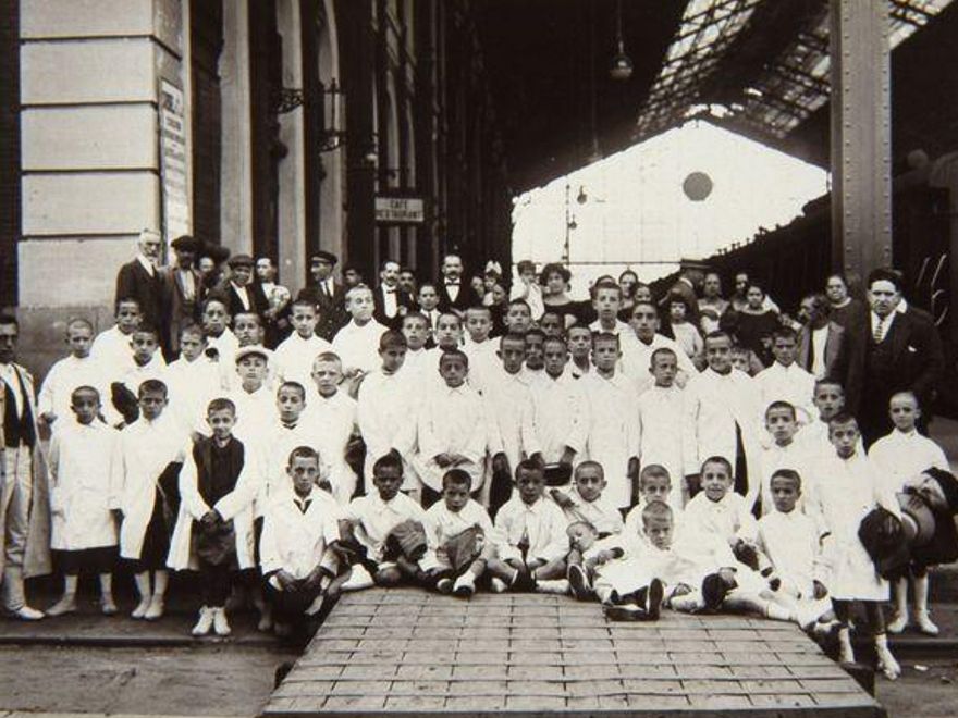 Colonia veraniega en Madrid, en el año 1927
