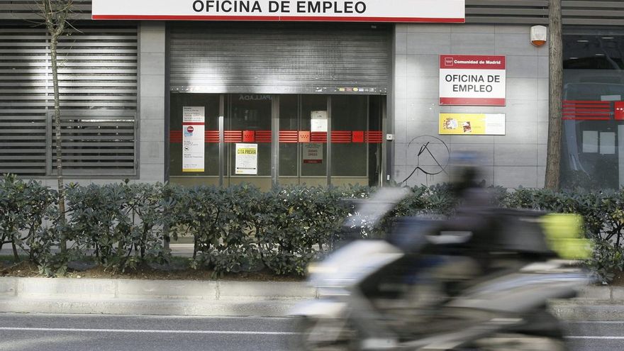 CCOO cree que el paro de junio refleja la "normalización" de la actividad.